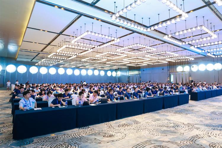 6位院士,1400余位专家学者奔赴英雄城,共襄盛会.科技日报